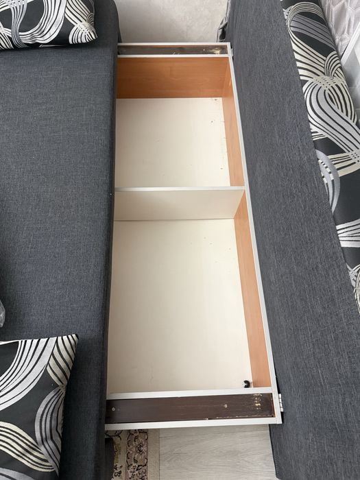 Прдам Диван-тахта