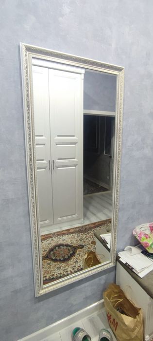 Зеркало с багетной рамой
