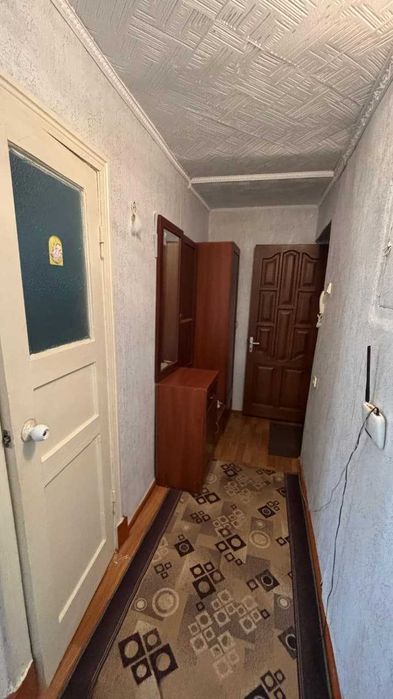 продам 2 комнатную квартиру