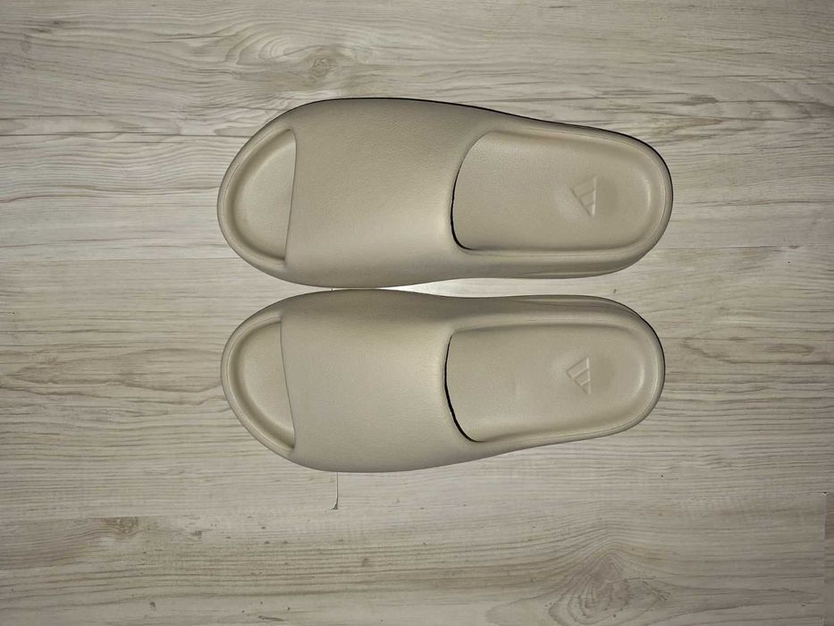 Yeezy Slide Desert sand - Размер EU 46 (Отговаря на EU 45)