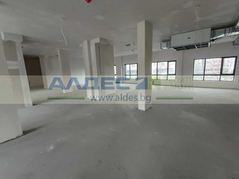 Дава се под наем Магазин в София, Люлин 10 - 1115 кв.м за 10704 € - Снимка #6