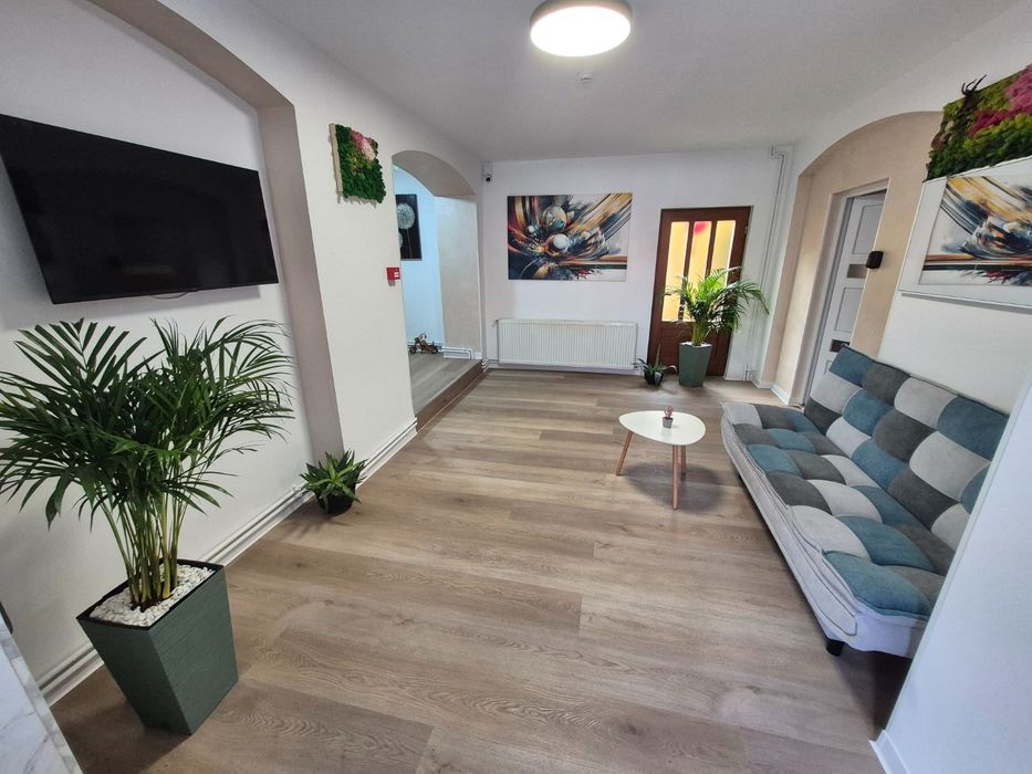 Închiriez Apartamente Cazare în regim hotelier  în inima orașului Târg