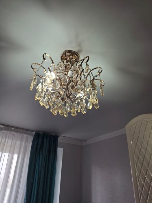 Люстра сатылады багасы  3еуын 15000берип жиберемин