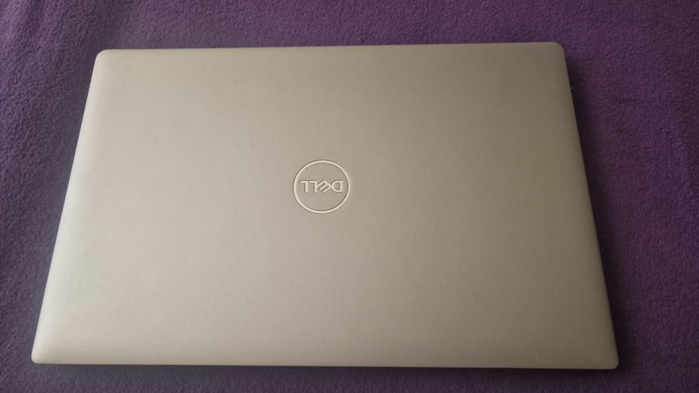 Dell Latitude 5521 15.6" i7-11850H Nvidia MX450 32/512GB Windows 11