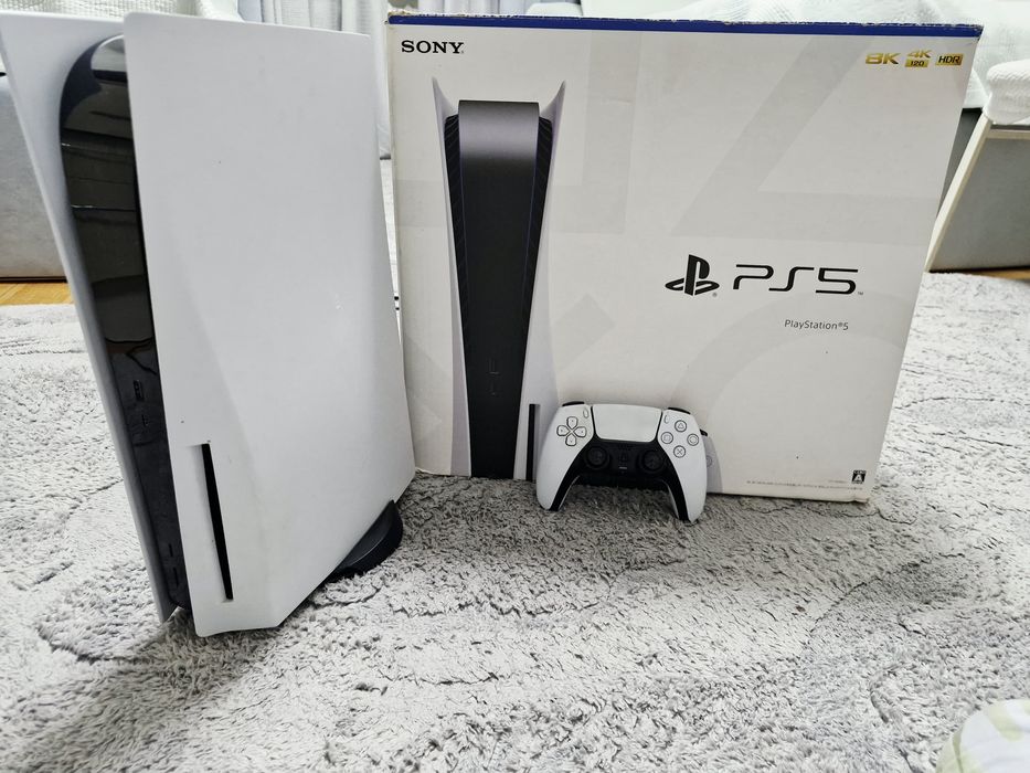 Продам Play Station 5