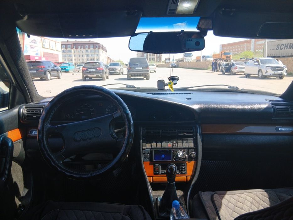 Ауди c4 селан 1992 г в