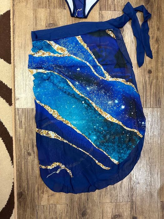 Купальник женский сплошной с юбкой запахом. Размер S. Новый.