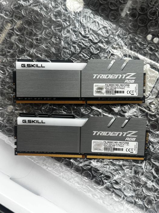 Материнская плата в сборе