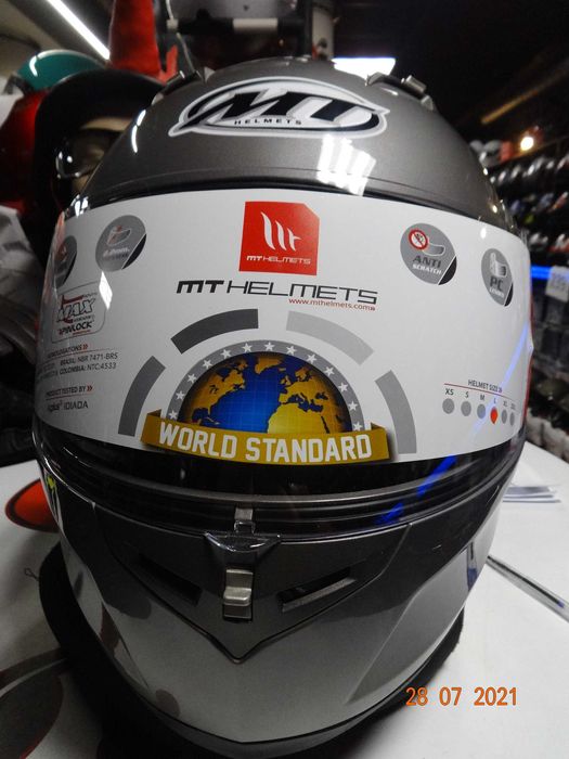 каска MT Helmets каска FLUX SV модуларна мото каска тъмни очила