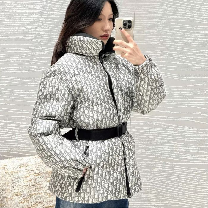 Пуховик Dior серый