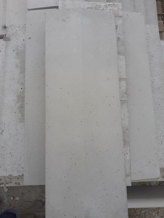 Producem bolțari, borduri , rigole , pălării și dale din beton