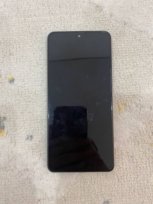 Телефон Xiaomi Poco f3 8/256GB