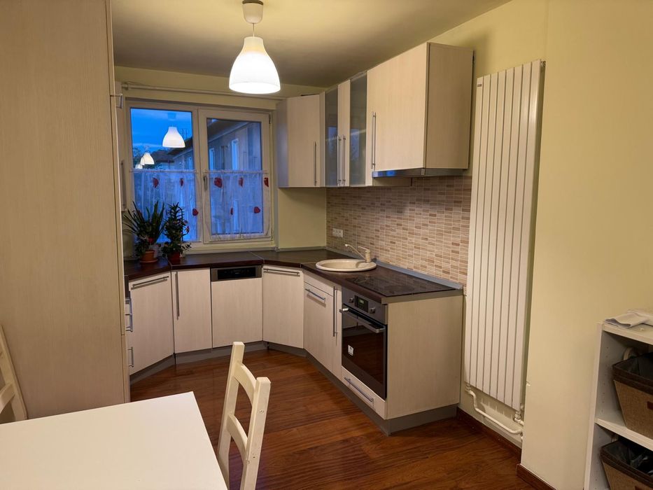 Proprietar închiriez apartament.