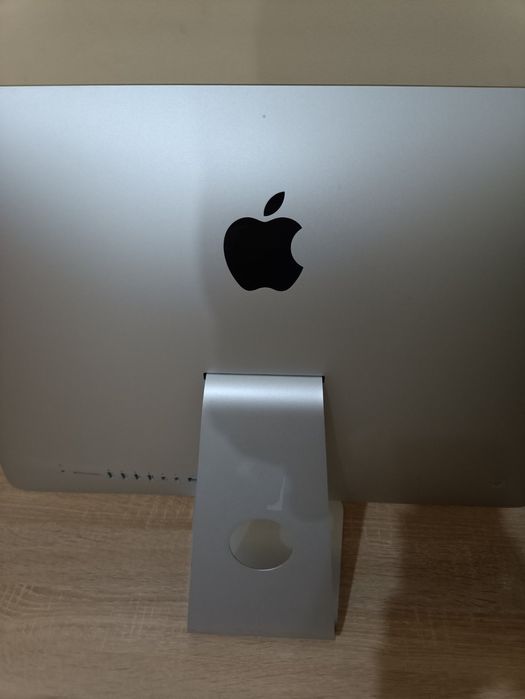 Imac 2 броя внос (apple)