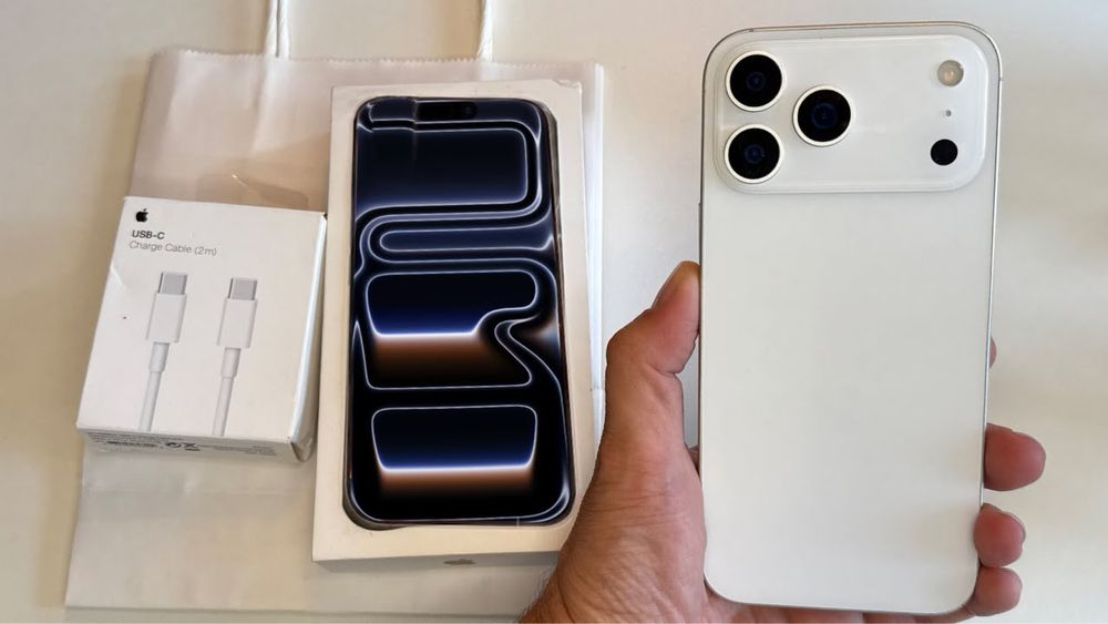 Iphone 17 pro max 256 tali yangi sarapina yuq imeykadan utgan