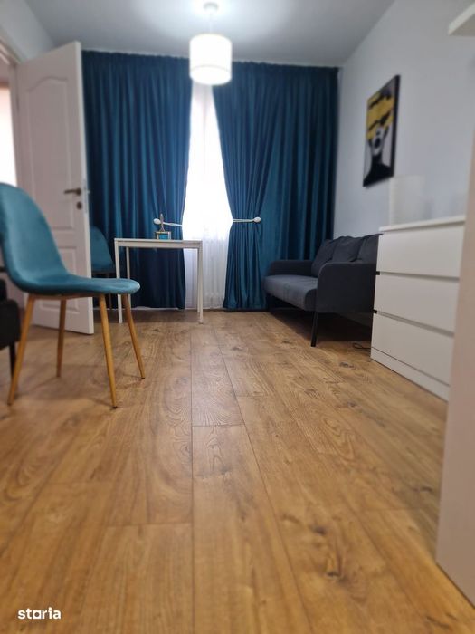 Titan parc metrou 2 minute stradal LUX