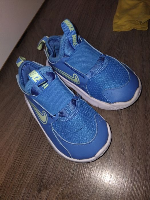 Детски дрехи  и обувки