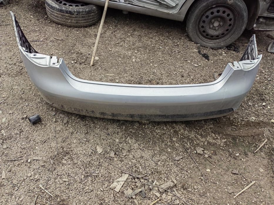 Bara spate vw jetta/golf 5