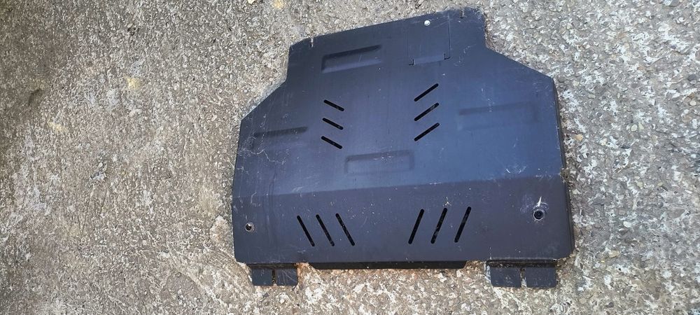 Scut metalic Freelander 1