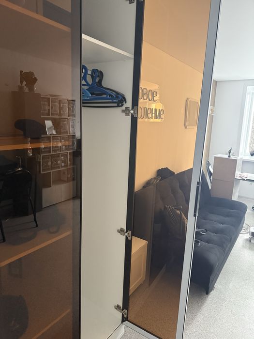 Офисный отличный шкаф