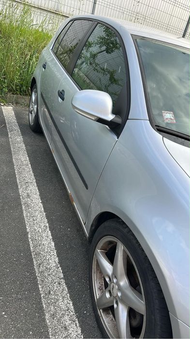 Vând VW Golf V!