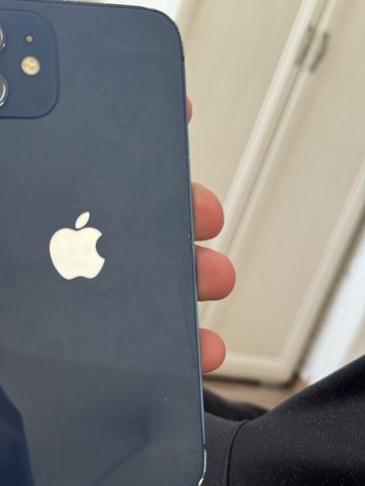Продам iphone 12