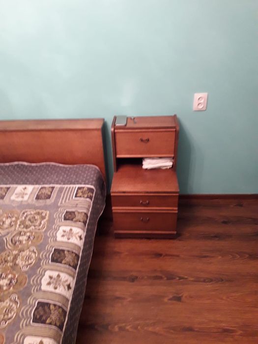 Срочно продам спальный гарнитур