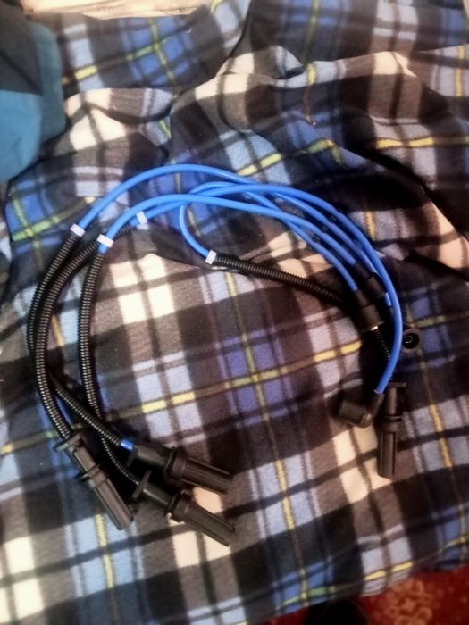 Продам свечные провода