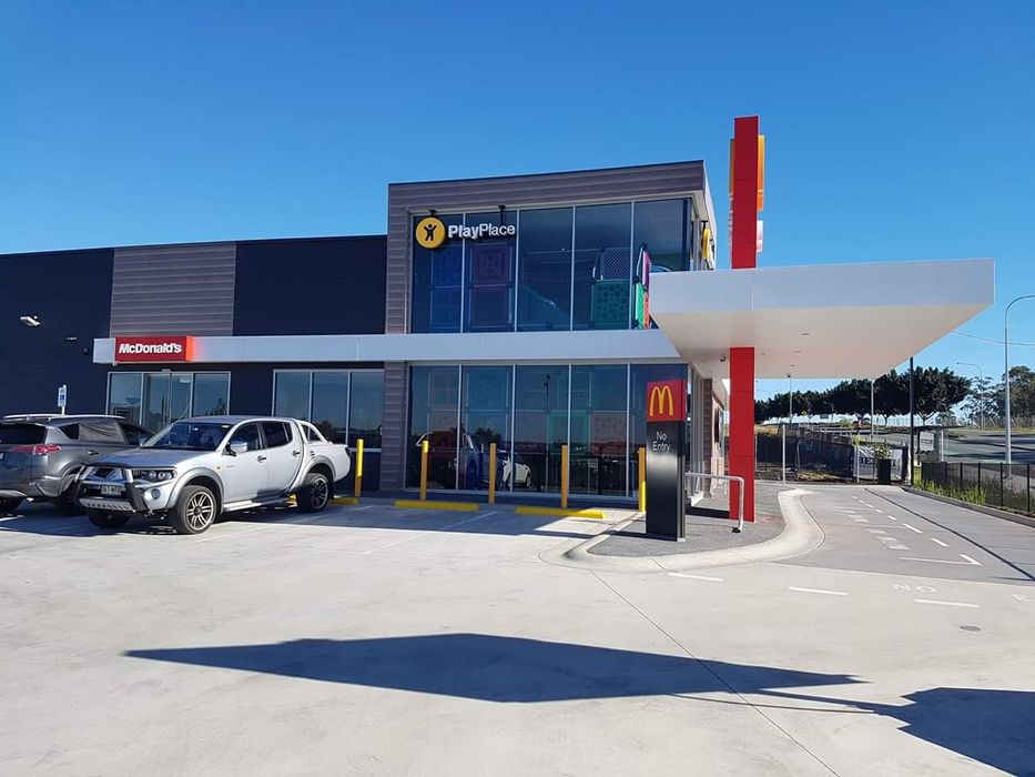 Строителство на Халета на изплащане, Метални конструкции за складове,