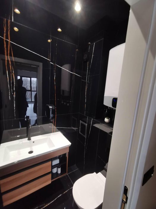 Дава се под наем Офис в Бургас, Зорница - 25 кв.м за 280.5 € - Снимка #1