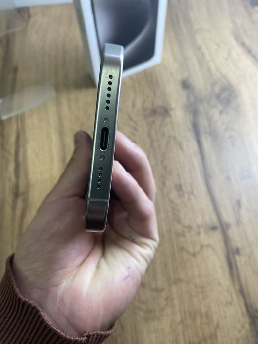 Продам Iphone 15 Pro Max 256gb