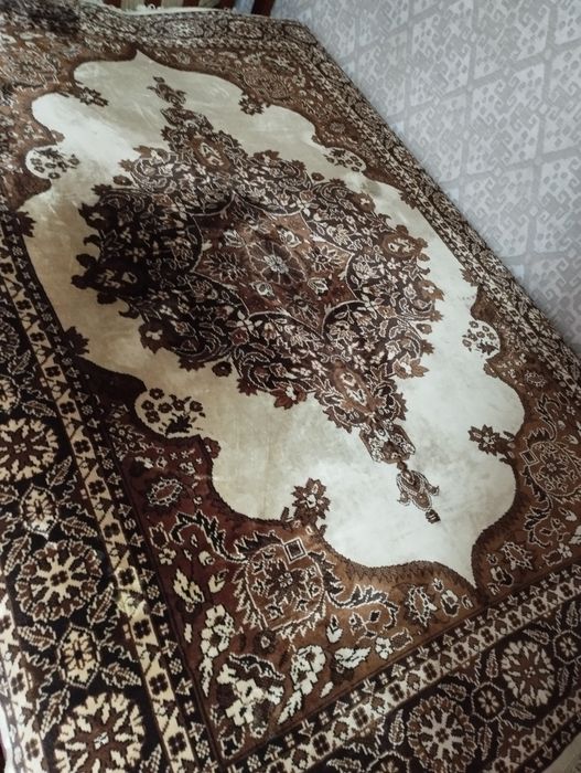 Продам пледы разные