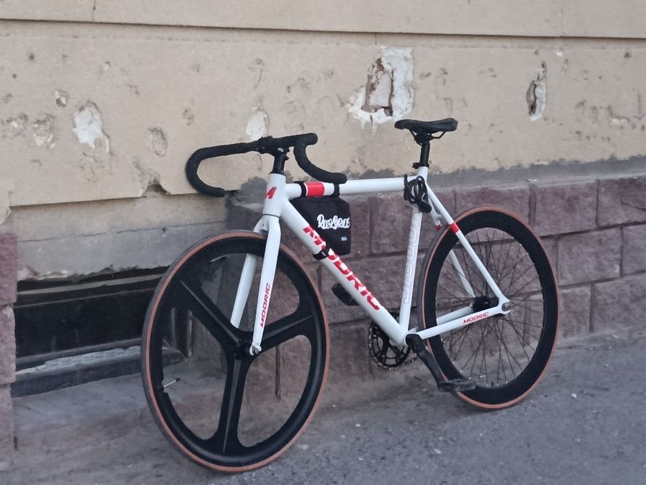 Продам Фикс:Modric Ms100