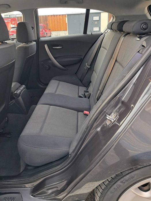 BMW seria 1 | BENZINA | 122CP