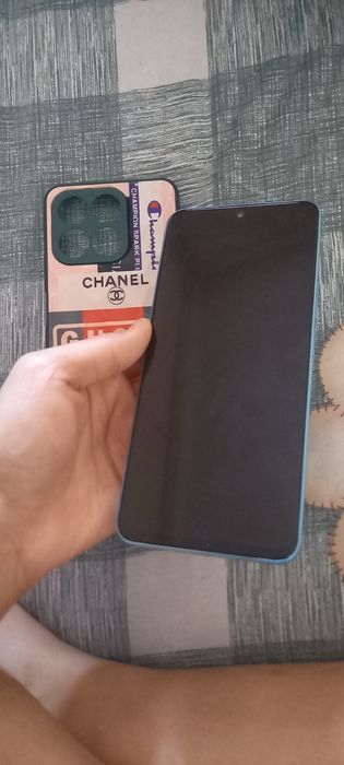 Honor 8X a telefoni sotiladi