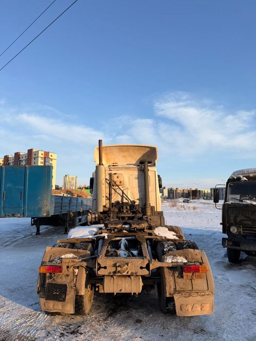 Продам тягач МАЗ