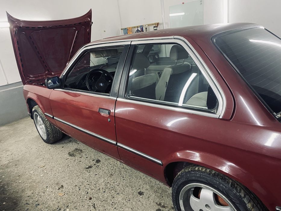 BMW e30 coupe m30 b3