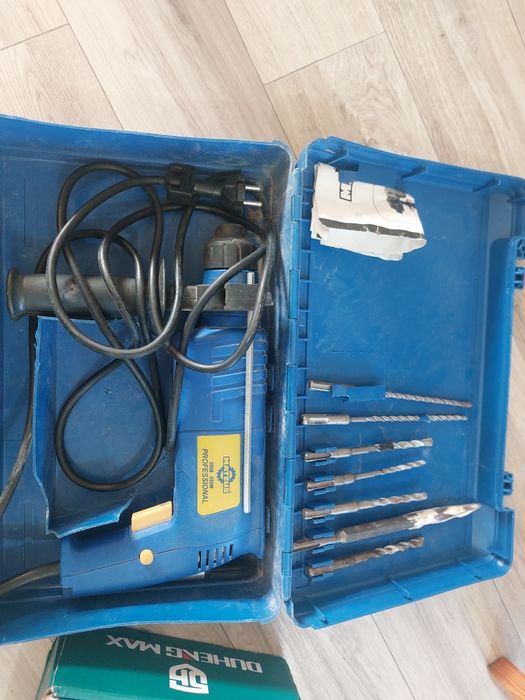 Продаеться Перфоратор