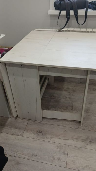 Продам стол тумба