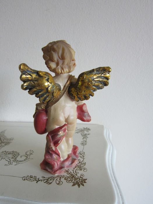 cadou rar  Inger victorian cu inima, inaltime 11 cm