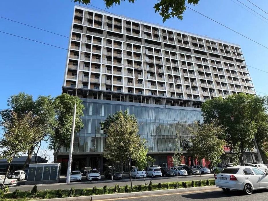 Olmozor Tumanida Novostroyka Sotiladi