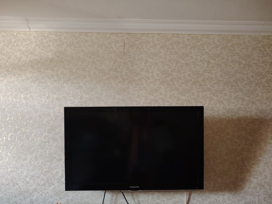 Продам телевизор Samsung