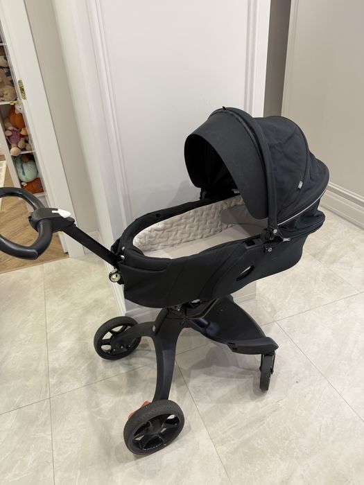 Коляская stokke.