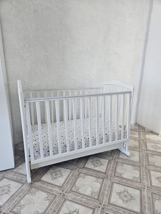 Кроватка детская