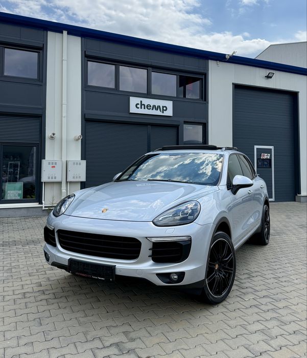 Porsche Cayenne Facelift 92A • Pano • Matrix • Chrono • 3.0d • 262 CP • 07.2016