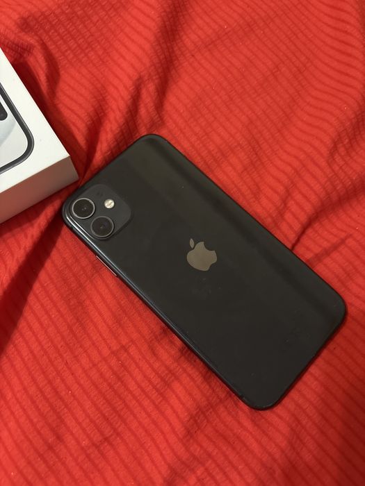 Айфон 11 продам