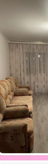 Продам диван и стол