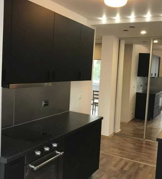 Продава се Тристаен апартамент в София, Изгрев - 111 кв.м за 919 €/кв.м - Снимка #1