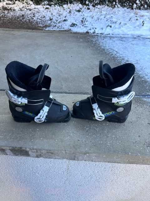 Skiuri Fischer KOA 90 cm + Clapari + Bete si Casca