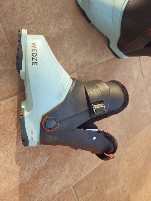 Clapari Wedze copii reglabili 29-31